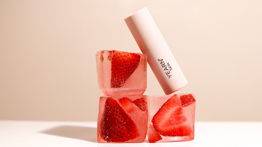 Vitamin C Lip Gloss for Brighter Summer Lips